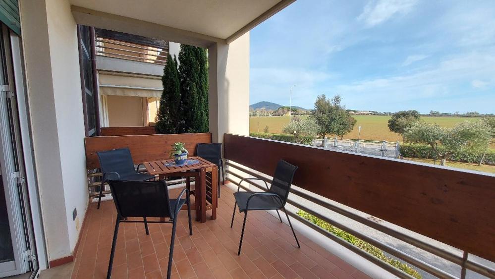 Appartamento Santa Costanza Con Piscina San Vincenzo Extérieur photo